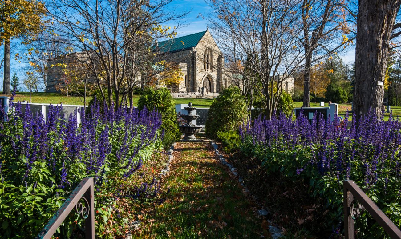 Beechwood Mausoleum Garden