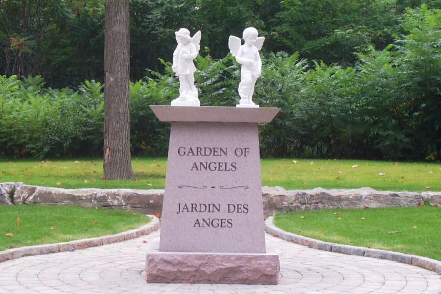 Garden of Angles| Beechwood Cemetery